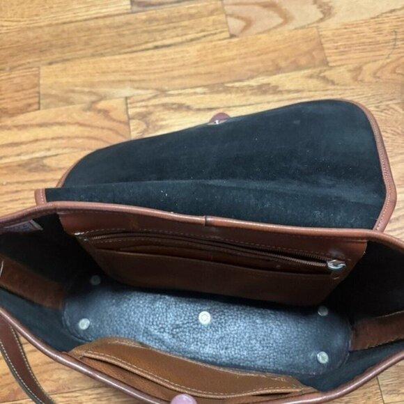Vintage Dooney & Bourke Crossbody Bag - Picture 3 of 16